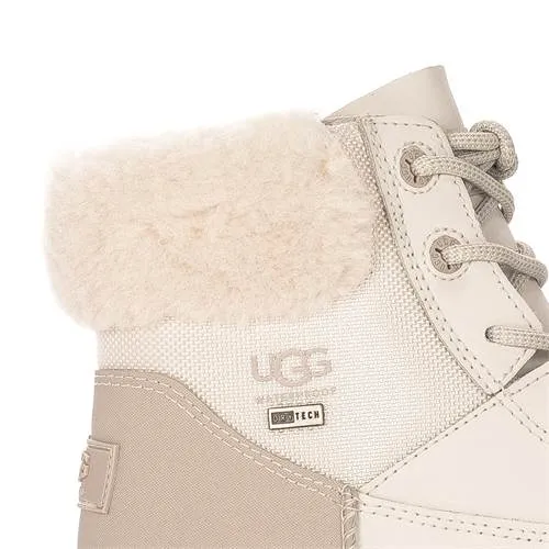 UGG Yose Fluff V2